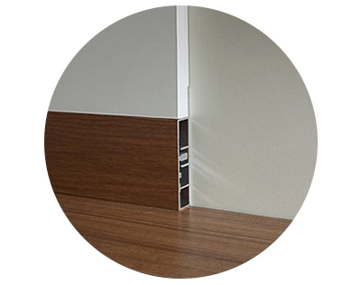 battiscopa raso muro